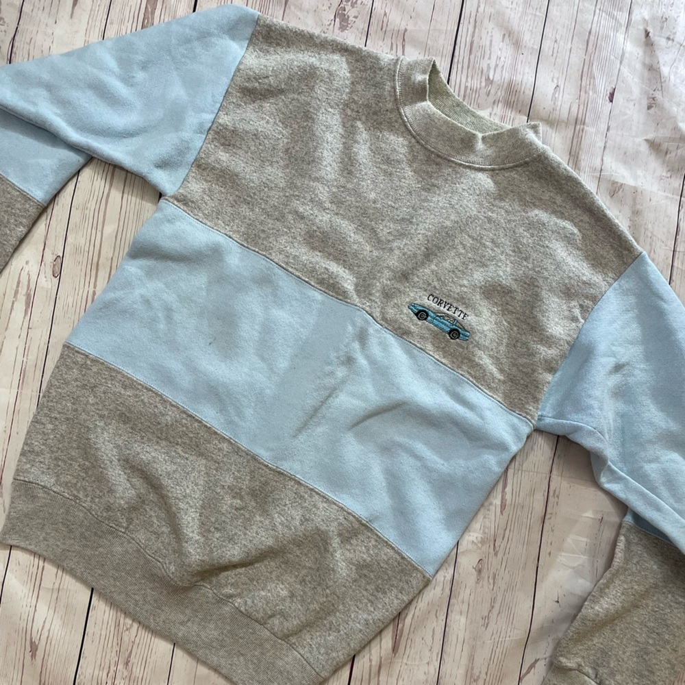 Vintage Corvette Embroidered Men’s Medium Gray & Blue Colorblock Sweatshirt‎ VTG